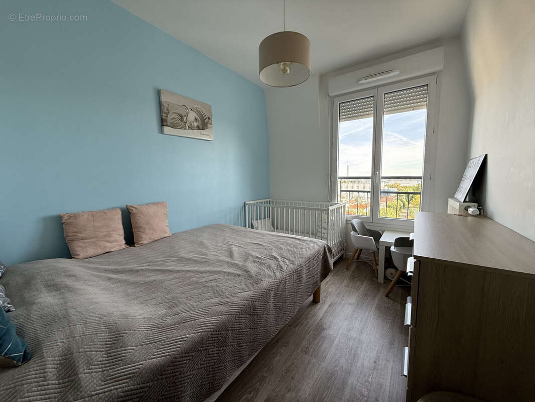 Appartement à LE BLANC-MESNIL