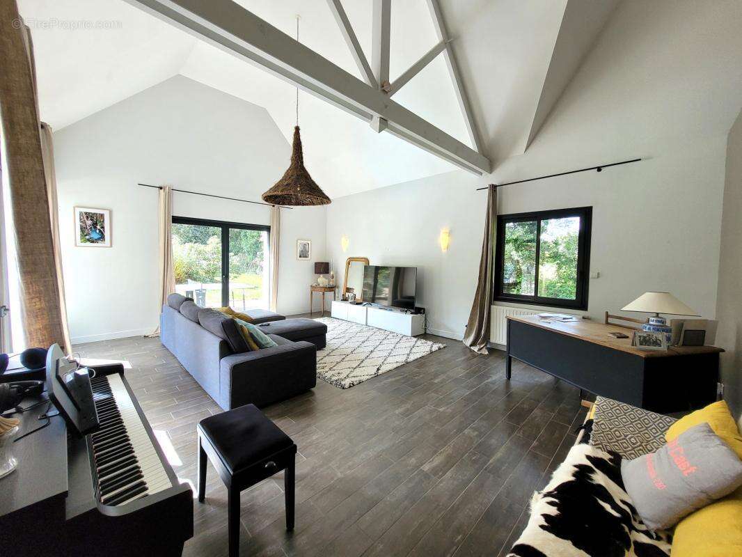 Maison à TREILLIERES