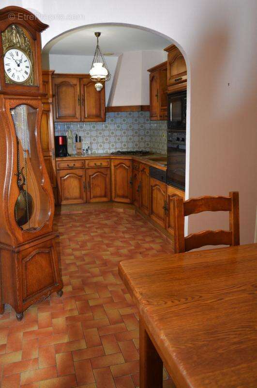 Maison à SAINT-GEORGES-DE-POINTINDOUX