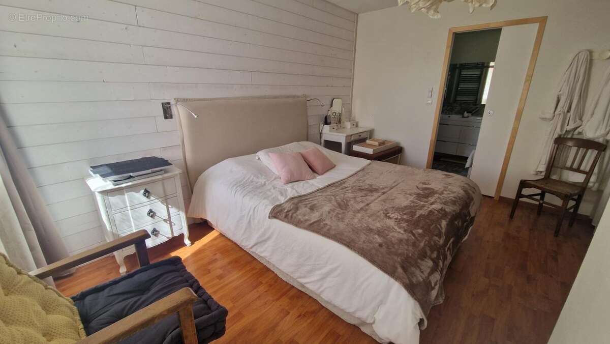 Maison à LA SUZE-SUR-SARTHE