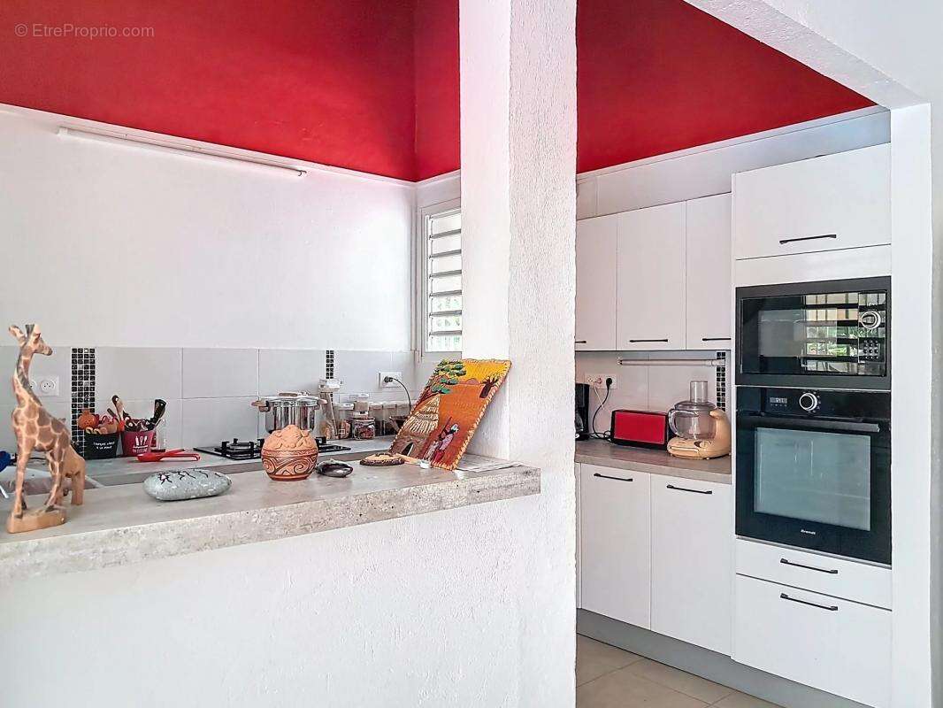 Maison à SAINTE-ROSE