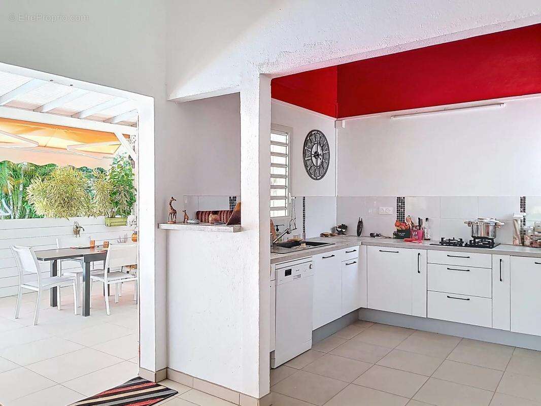 Maison à SAINTE-ROSE