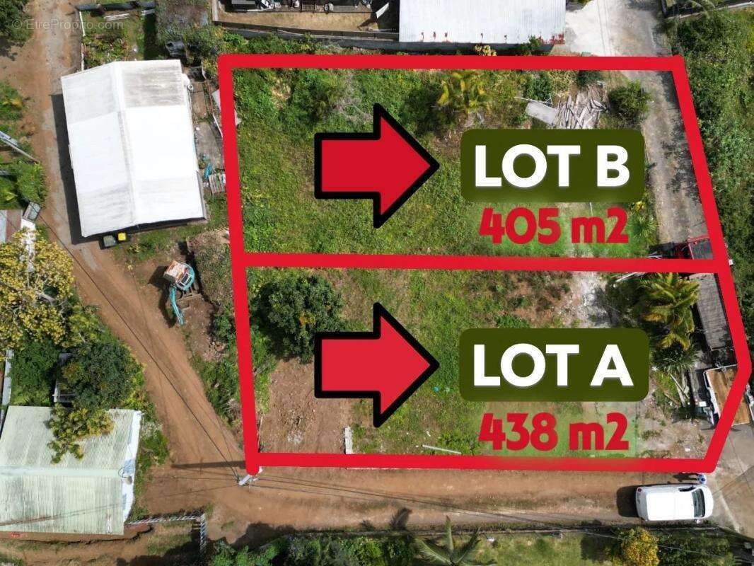 Terrain à LE TAMPON