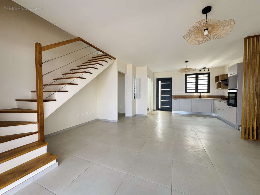 Maison à PETITE-ILE