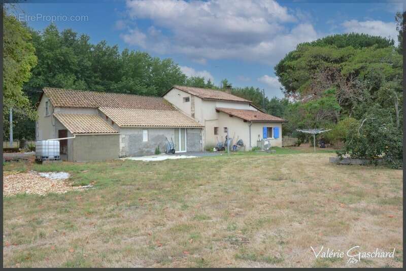 Maison à BEAUPOUYET