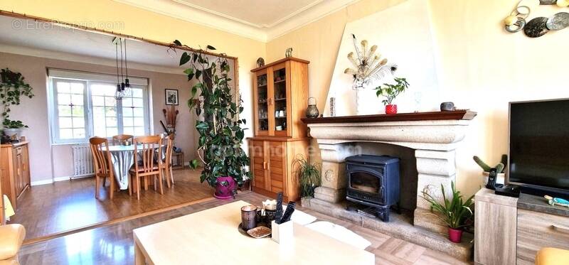 Maison à PLOGASTEL-SAINT-GERMAIN