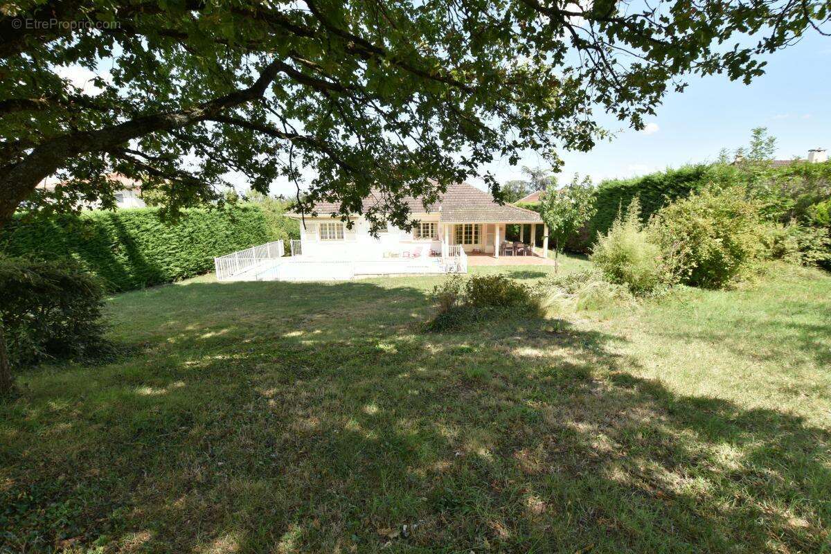 Maison à FRANCHEVILLE