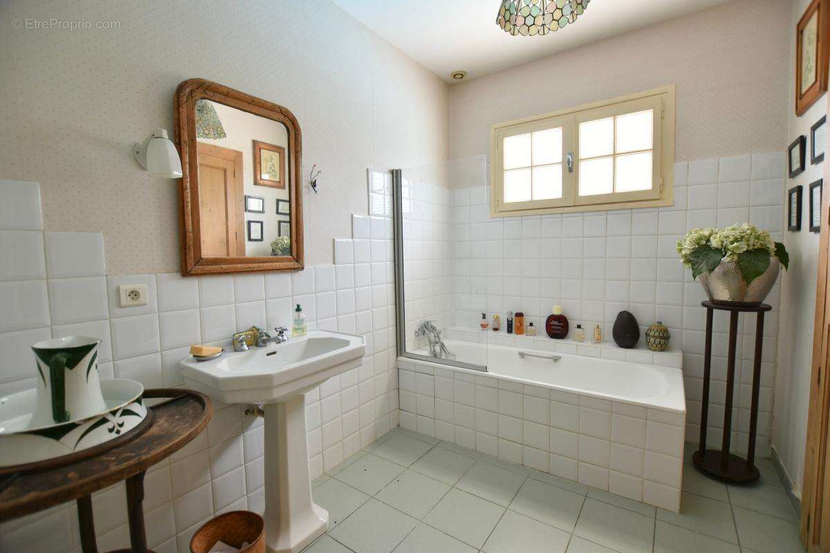 Maison à FRANCHEVILLE