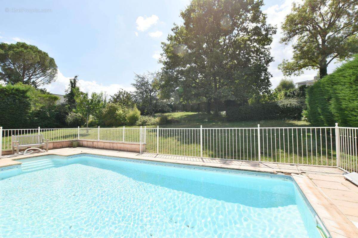 Maison à FRANCHEVILLE