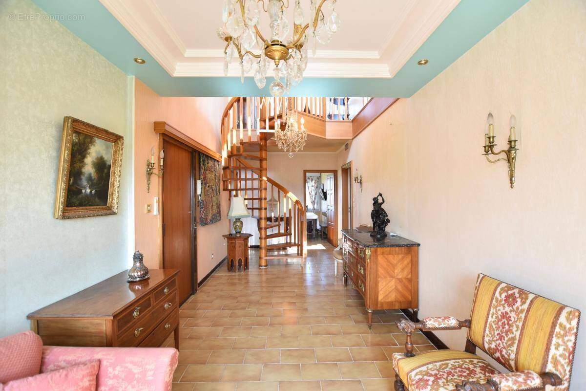 Appartement à FRANCHEVILLE