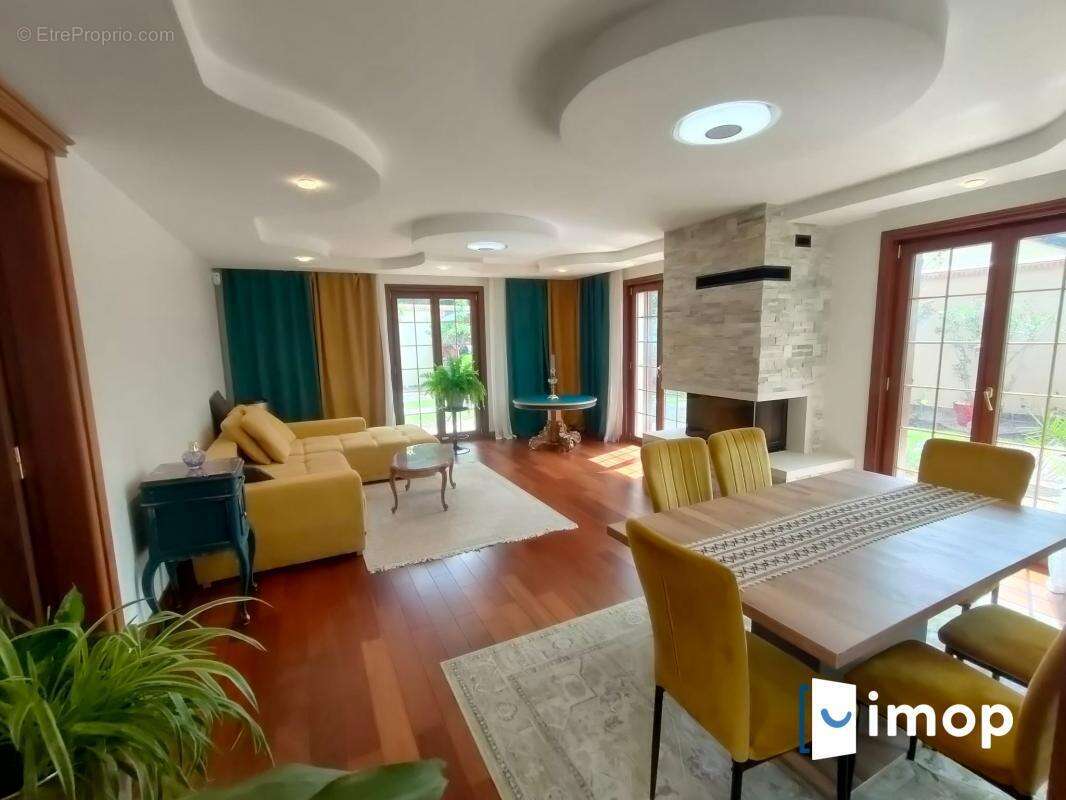 Maison à BRUYERES-SUR-OISE