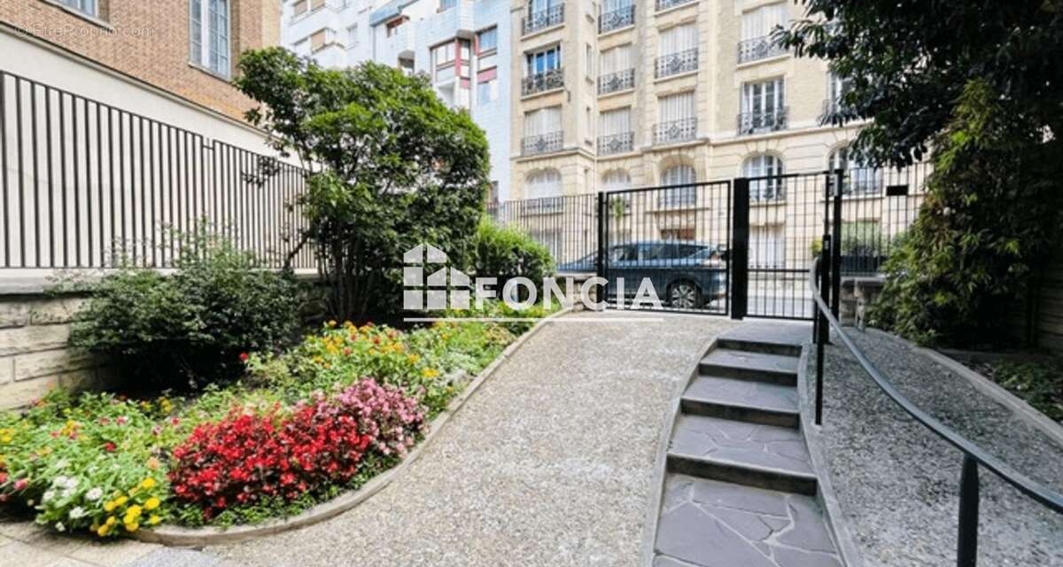 Appartement à PARIS-5E