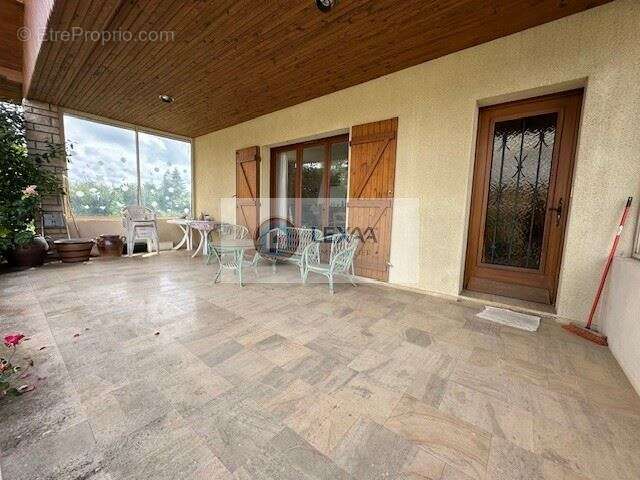 Maison à VEUXHAULLES-SUR-AUBE