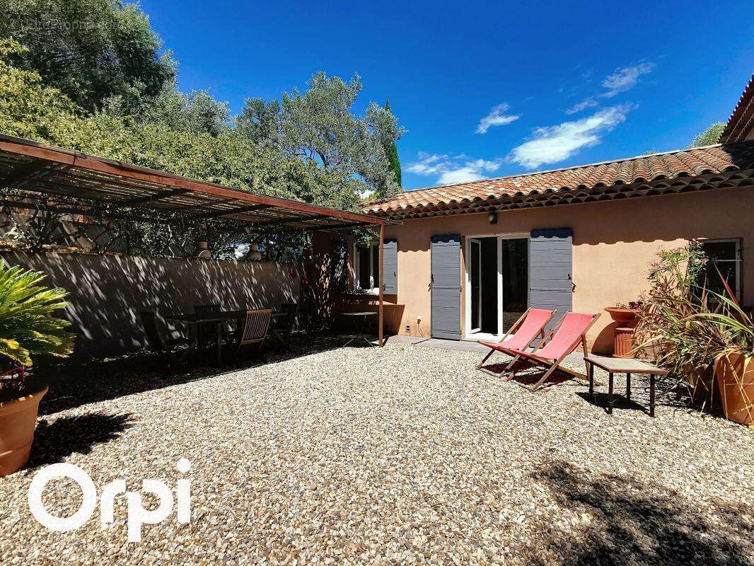 Maison à LA CADIERE-D&#039;AZUR