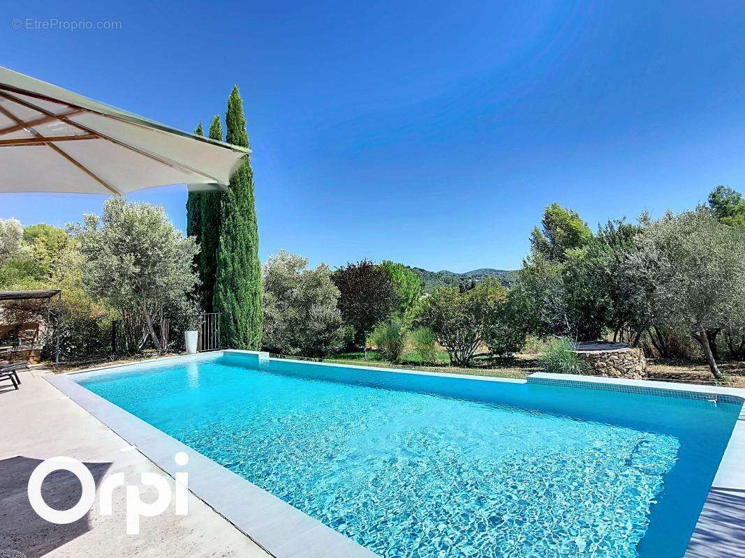 Maison à LA CADIERE-D&#039;AZUR