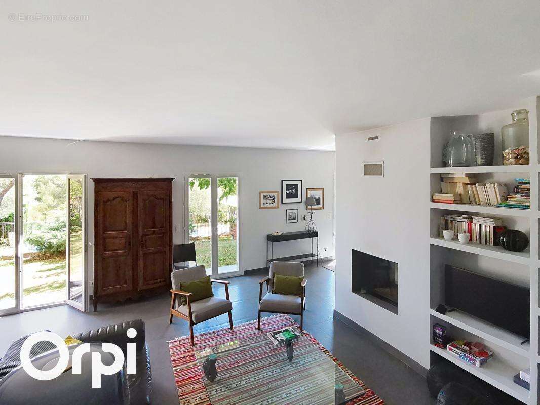 Maison à LA CADIERE-D&#039;AZUR