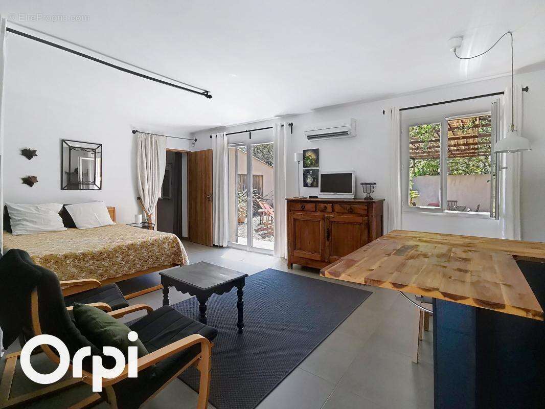 Maison à LA CADIERE-D&#039;AZUR