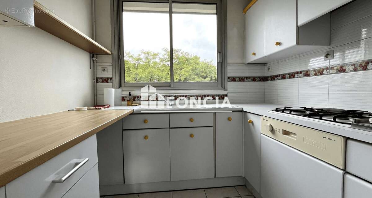 Appartement à RUEIL-MALMAISON