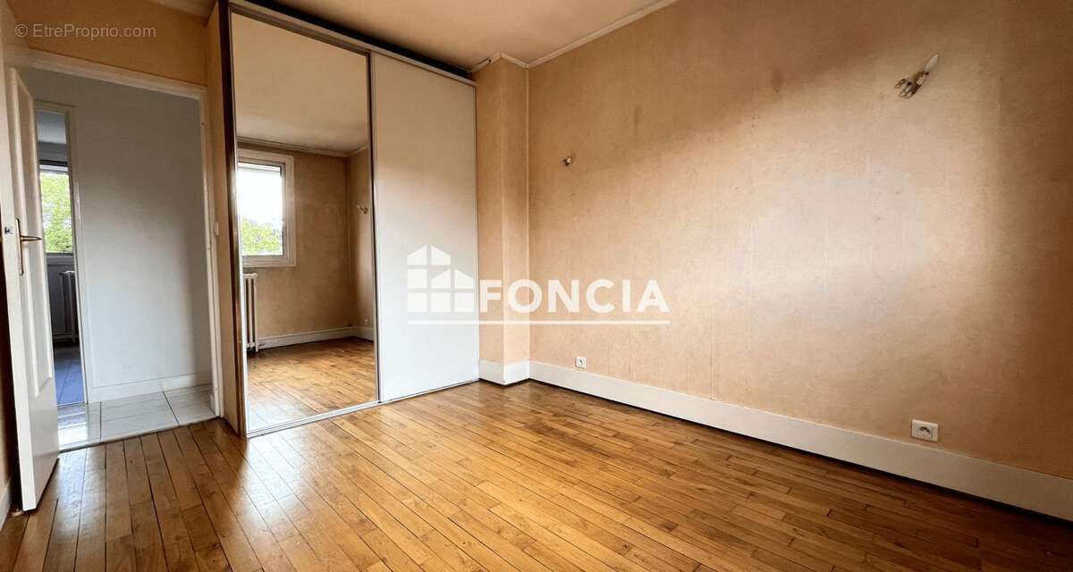 Appartement à RUEIL-MALMAISON