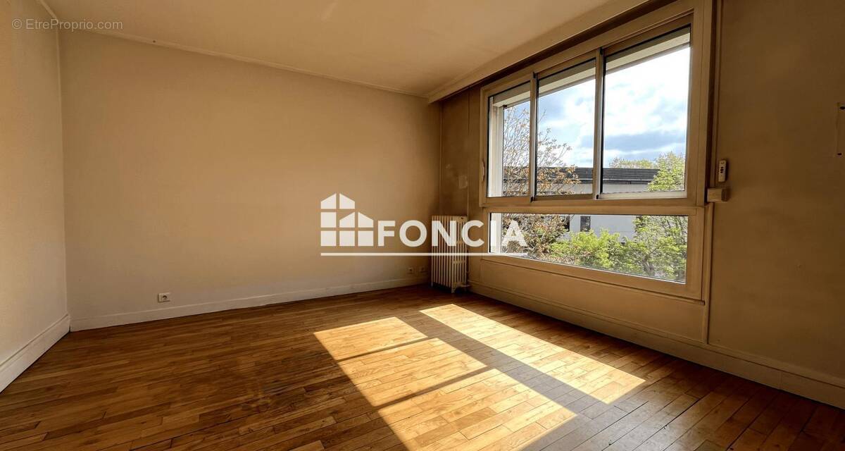 Appartement à RUEIL-MALMAISON