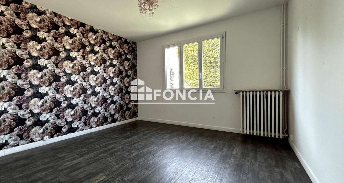 Appartement à CORBEIL-ESSONNES