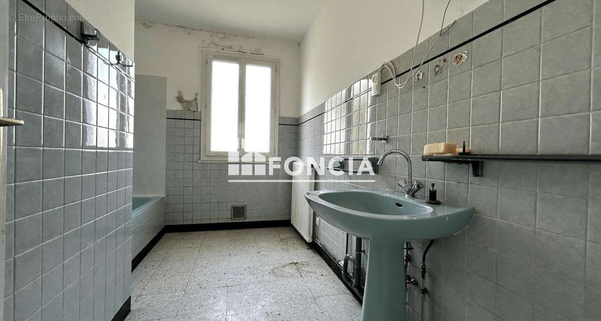 Appartement à CORBEIL-ESSONNES