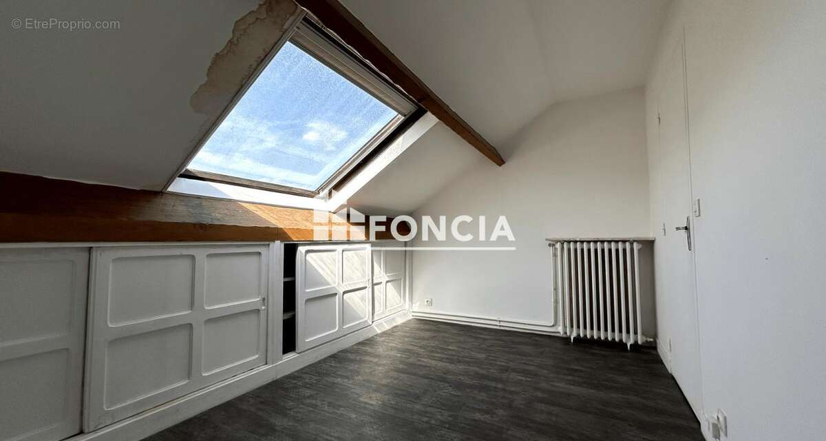 Appartement à CORBEIL-ESSONNES