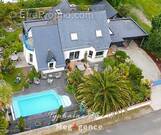 Maison à PLOUGRESCANT