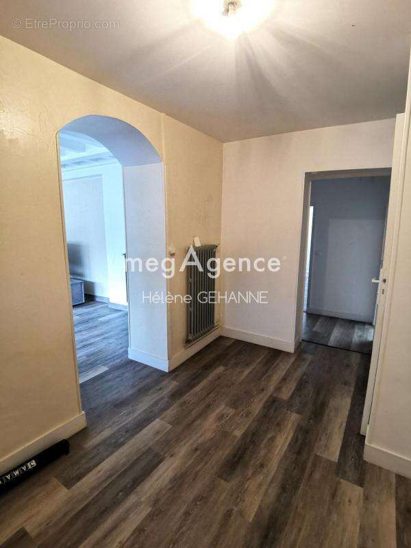 Appartement à COLOMBELLES