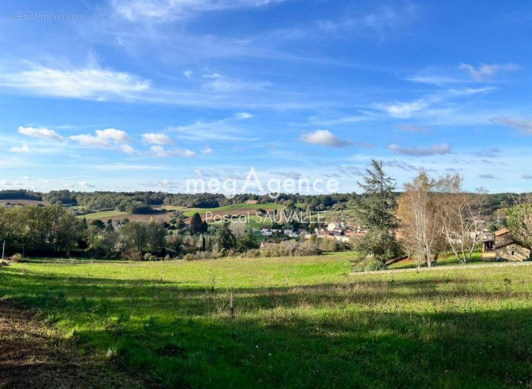Terrain à VILLAMBLARD