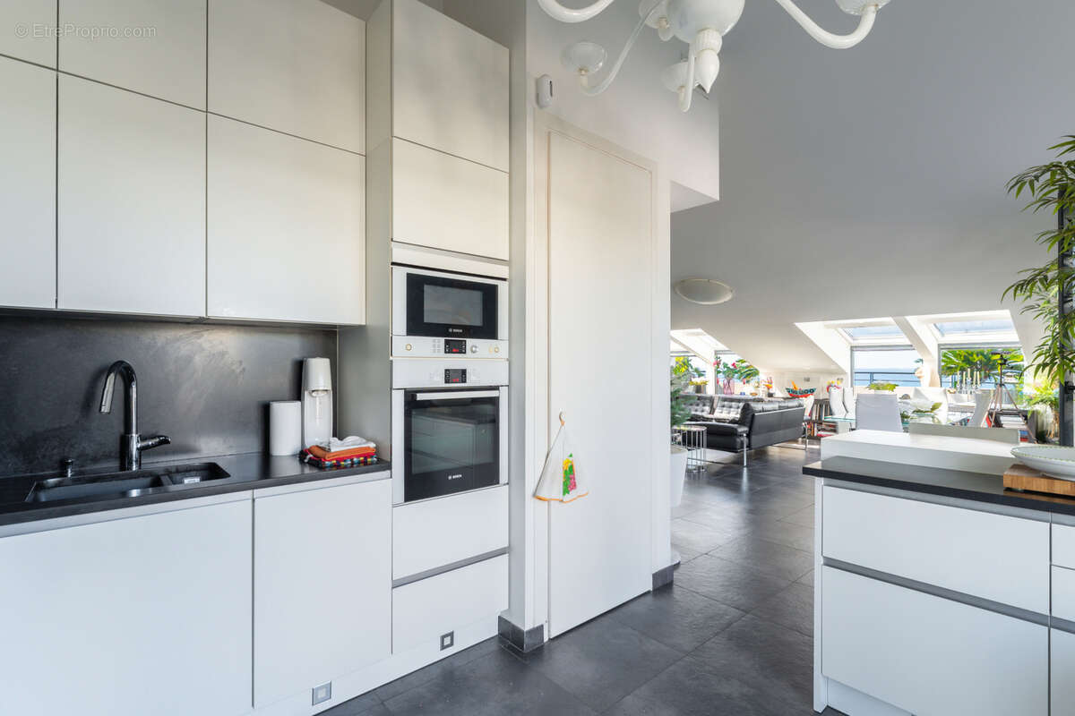 Appartement à MARSEILLE-8E