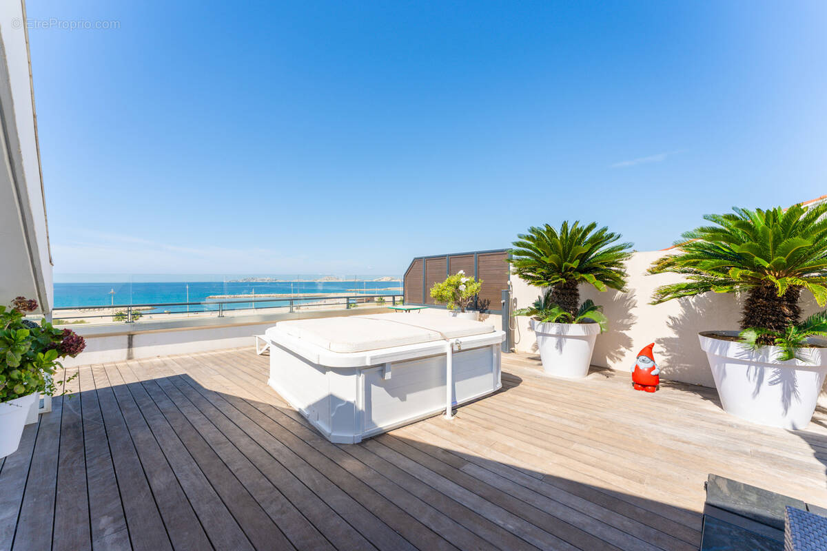 Appartement à MARSEILLE-8E