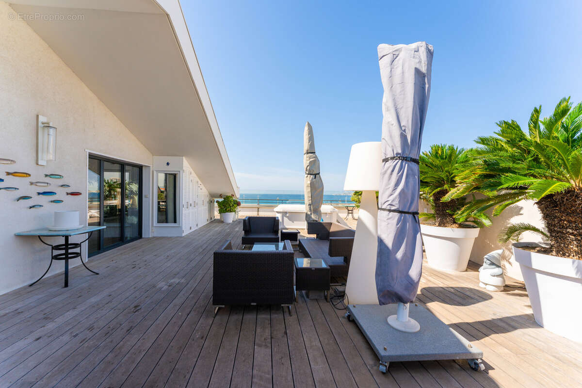 Appartement à MARSEILLE-8E