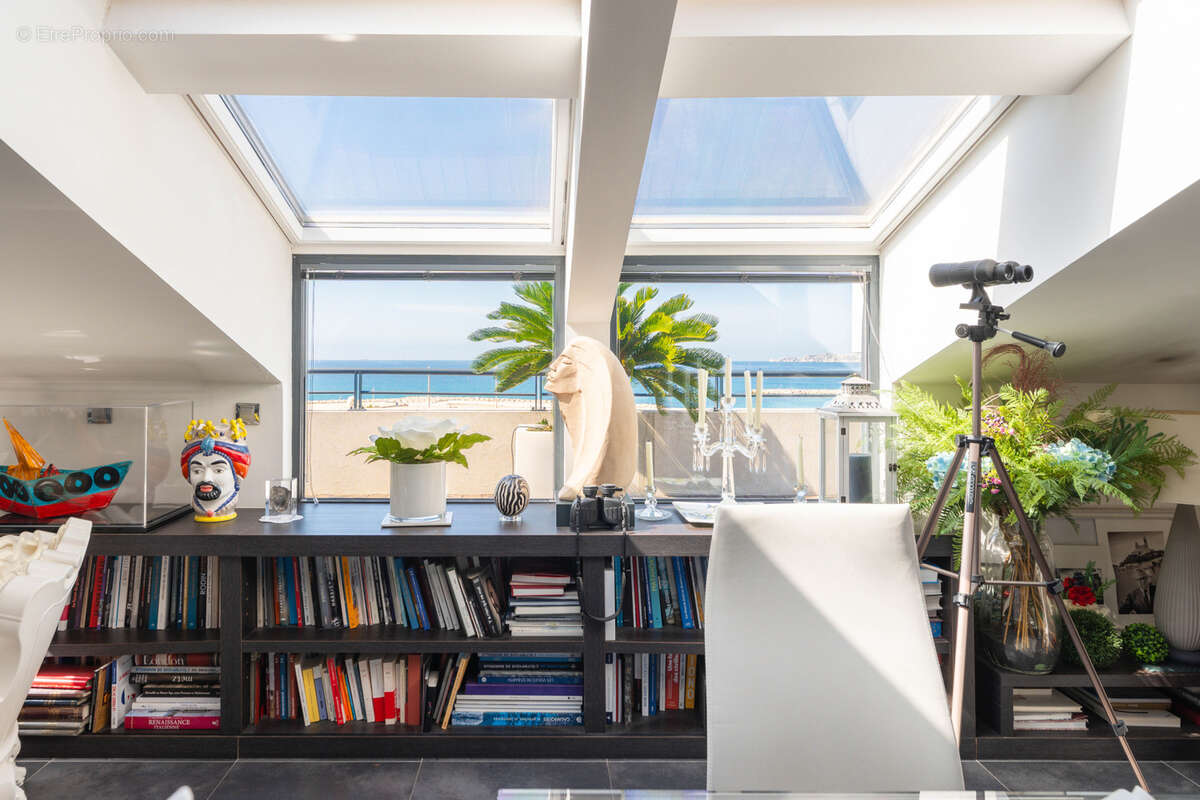 Appartement à MARSEILLE-8E