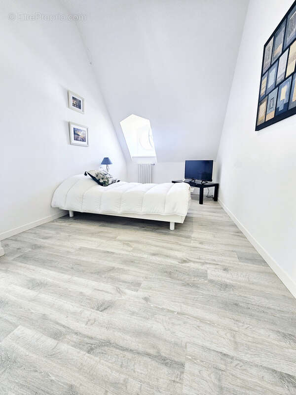 Maison à LE POULIGUEN