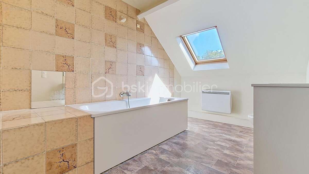 Maison à TREMBLAY-EN-FRANCE