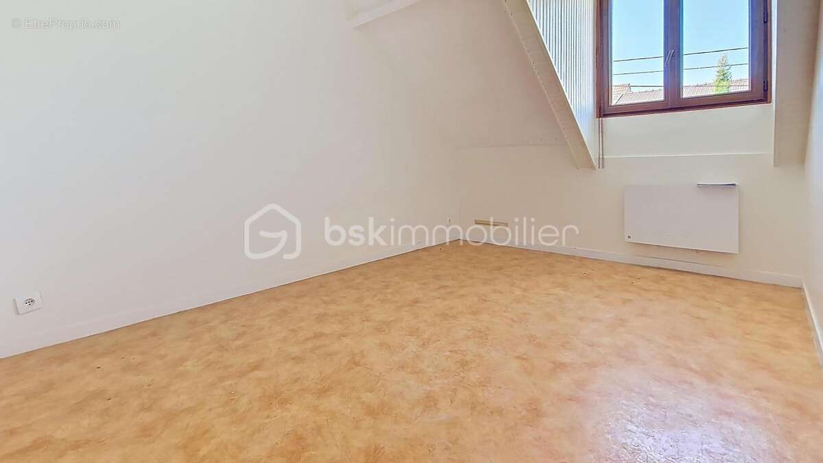 Maison à TREMBLAY-EN-FRANCE