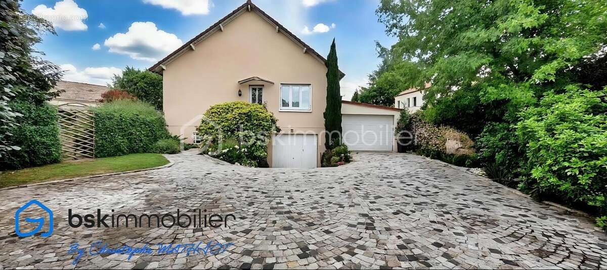 Maison à LES ALLUETS-LE-ROI