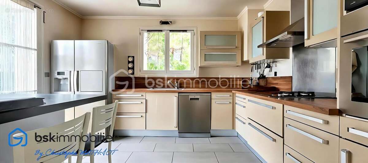 Maison à LES ALLUETS-LE-ROI