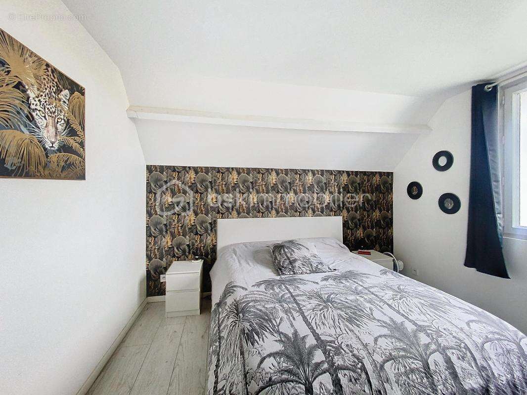 Maison à PUSSAY