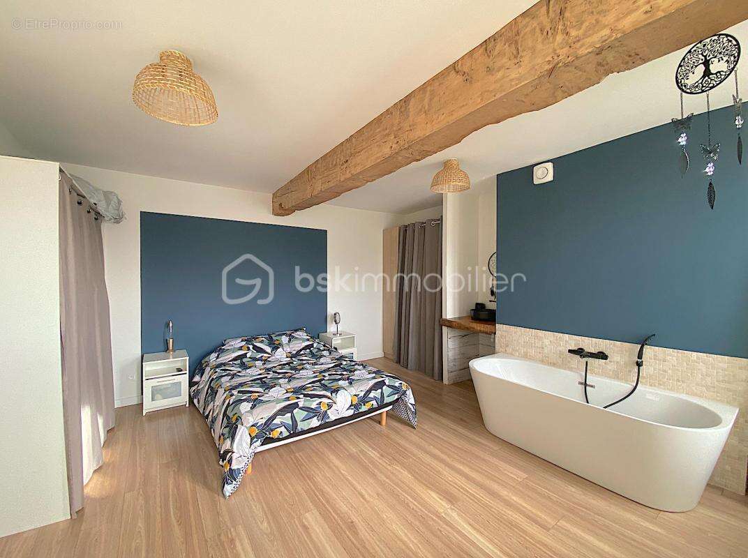 Maison à SAINT-SELVE