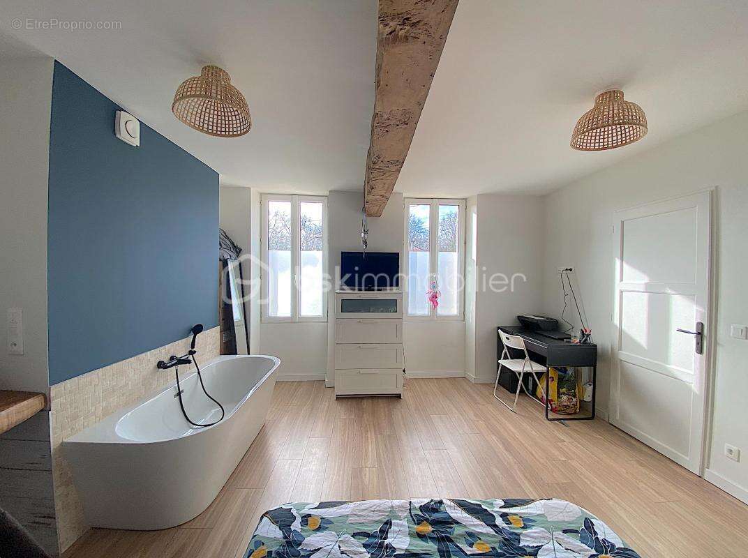 Maison à SAINT-SELVE