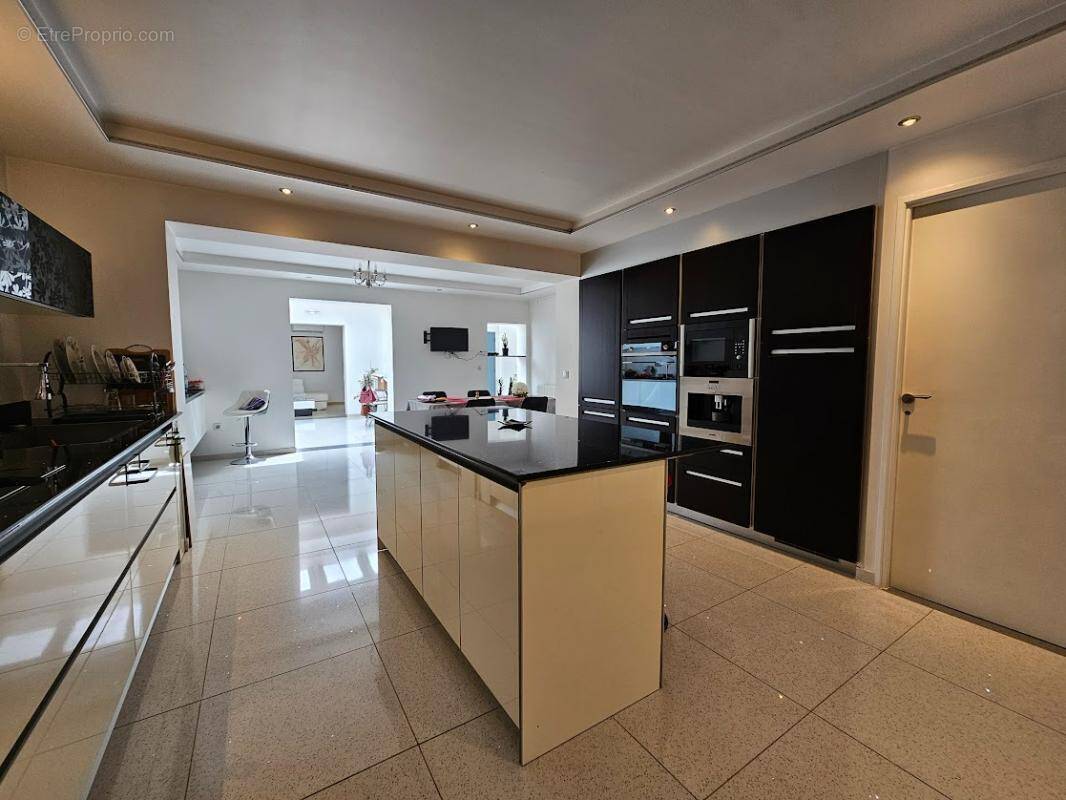 Maison à LE PASSAGE