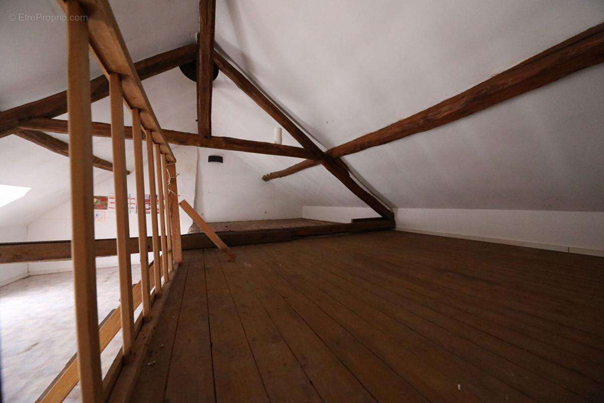 Maison à SAINT-PRIVE