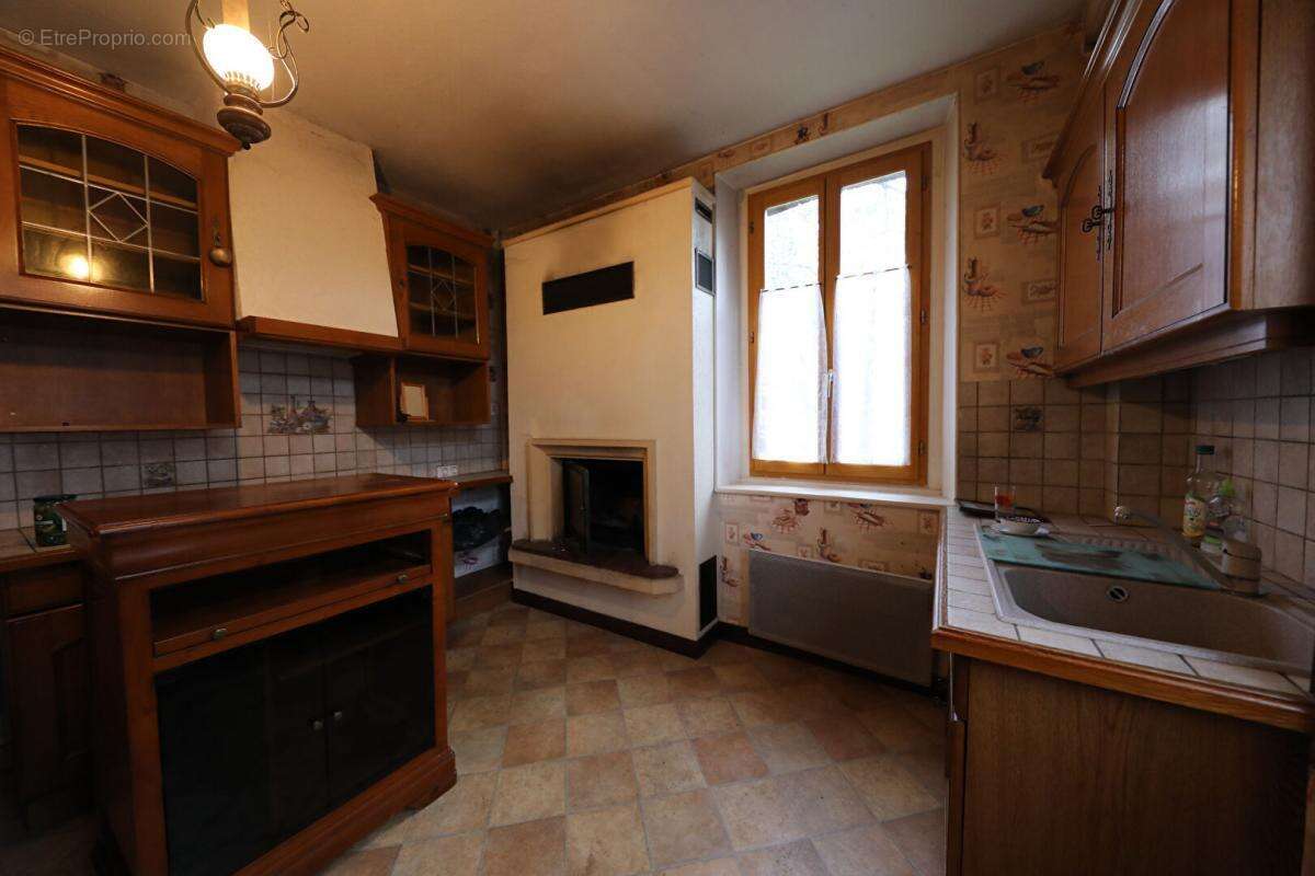 Maison à SAINT-PRIVE