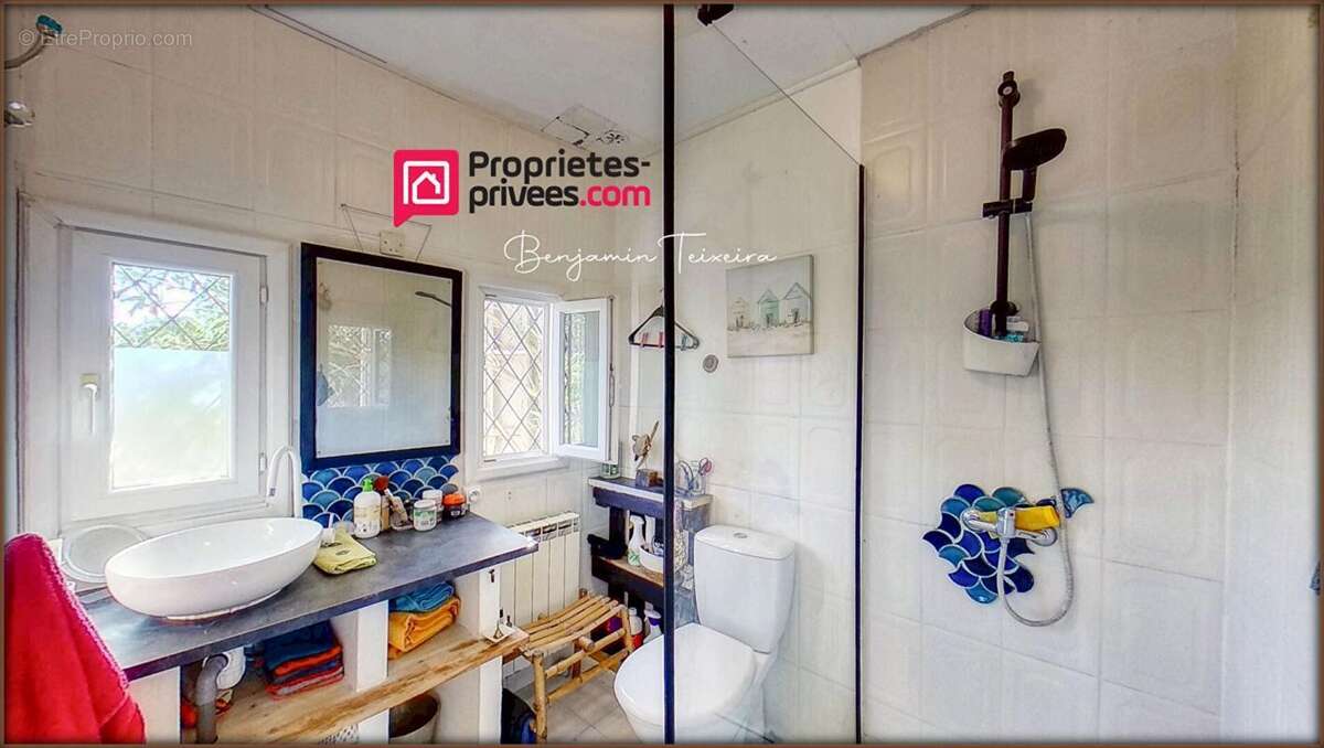 Maison à ROQUEBRUNE-SUR-ARGENS