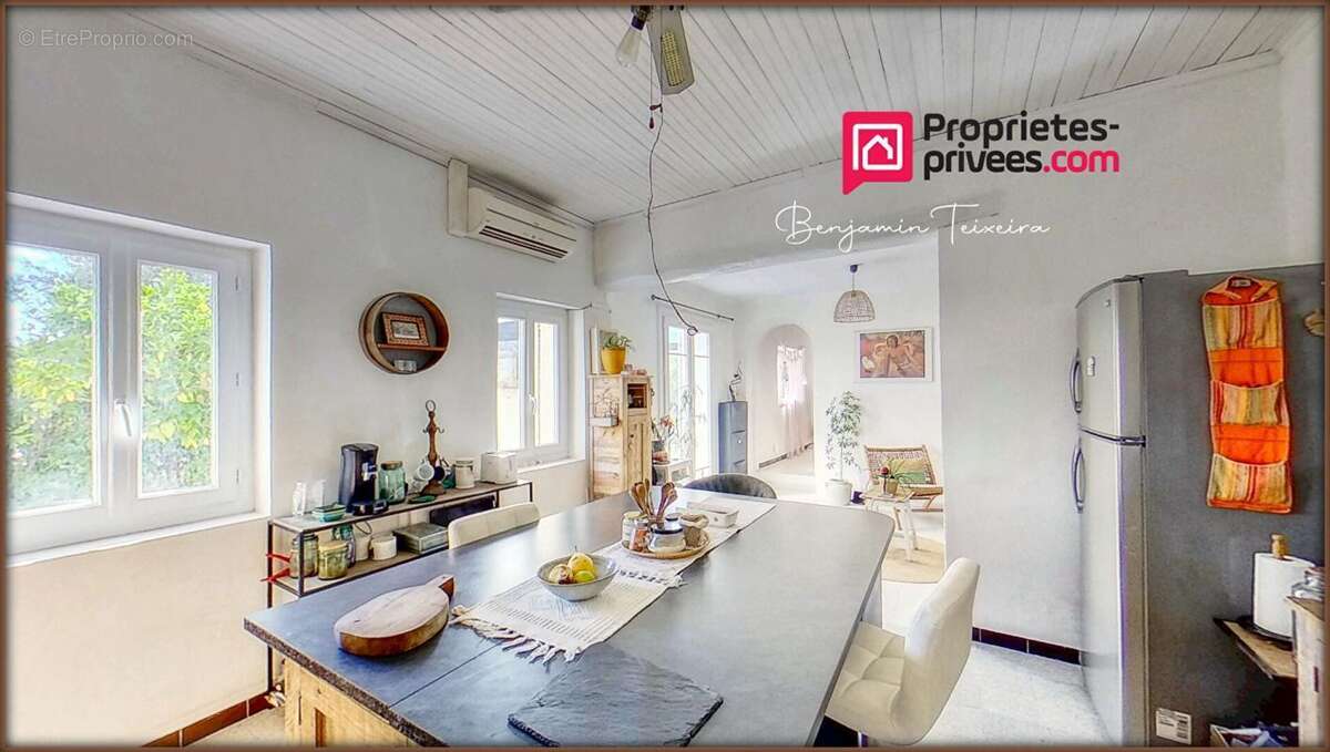 Maison à ROQUEBRUNE-SUR-ARGENS