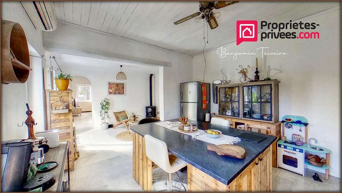 Maison à ROQUEBRUNE-SUR-ARGENS