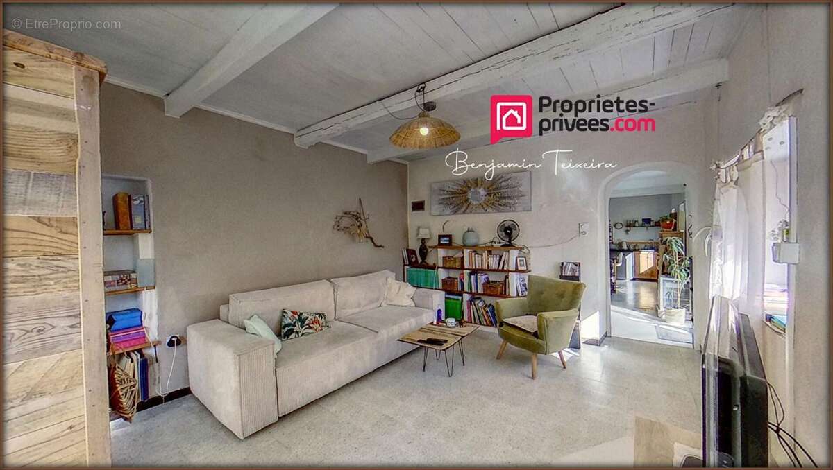 Maison à ROQUEBRUNE-SUR-ARGENS