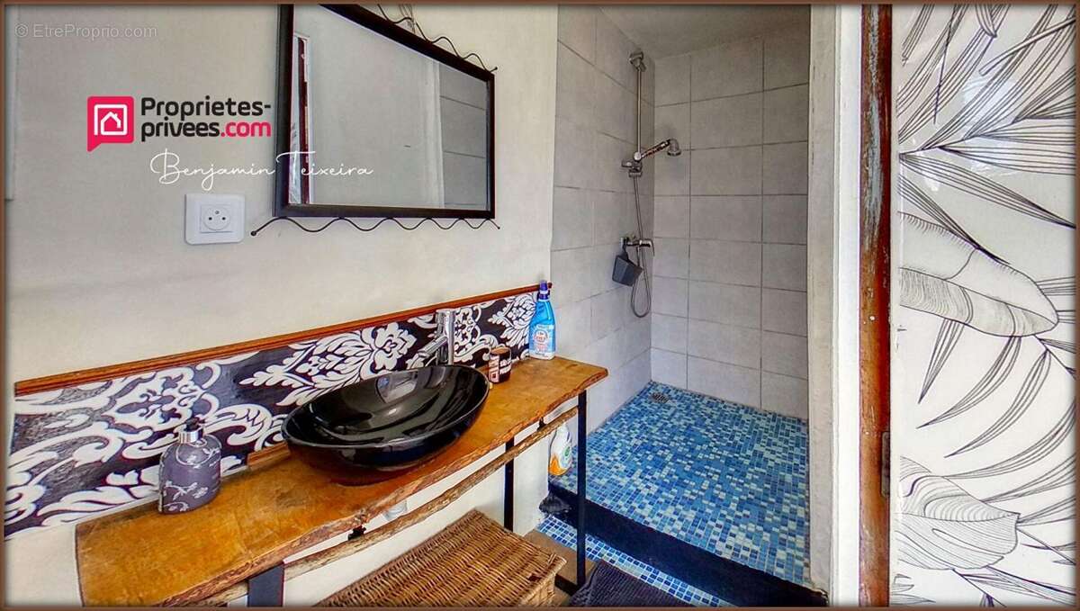 Maison à ROQUEBRUNE-SUR-ARGENS